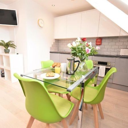 Apt 3, Opera House Ensuite 4Th Floor By Indigo Flats Londres Exterior foto