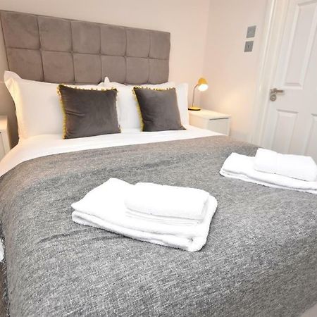 Apt 3, Opera House Ensuite 4Th Floor By Indigo Flats Londres Exterior foto
