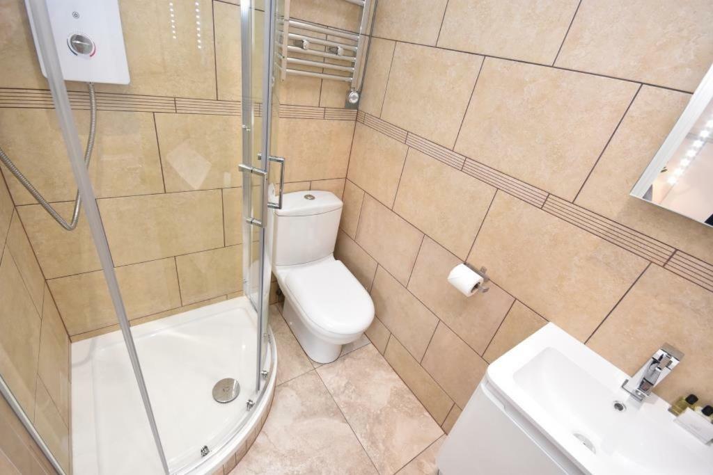 Apt 3, Opera House Ensuite 4Th Floor By Indigo Flats Londres Exterior foto